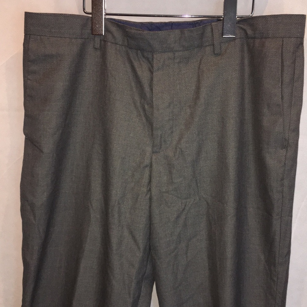 Banana Republic Standard Fit Men’s Trousers | Size 35x32